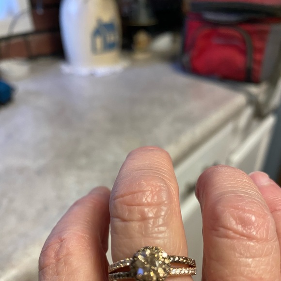 LeVian rose gold chocolate diamond ring, size 5. - Picture 2 of 3